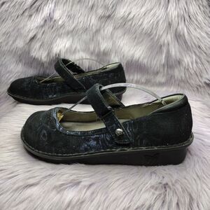 Alegria Belle Slickery Metallic Suede Mary Janes Shoes Sz 38 7-7.5 Black BEL-750